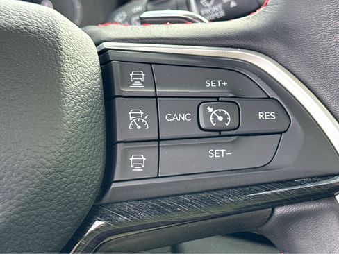 Certified 2022 Jeep Grand Cherokee Trailhawk w/ ADV Protech Group II image 17