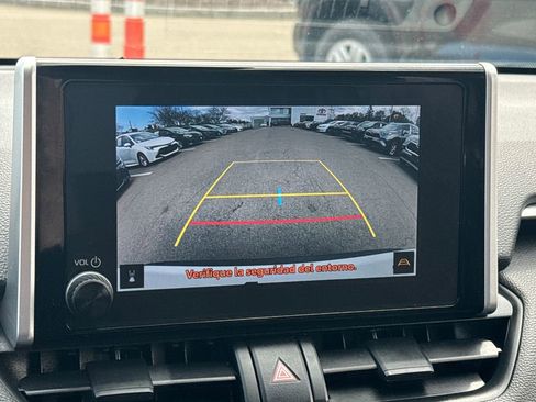 Used 2024 Toyota RAV4 LE image 23