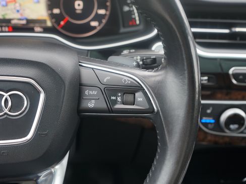 Used 2017 Audi Q7 3.0T Premium Plus AWD/4WD image 38