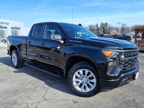 New 2026 Chevrolet Silverado 1500 Custom image 2