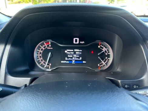 Used 2016 Honda Pilot Touring image 16