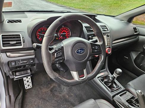Used 2016 Subaru WRX Limited image 13