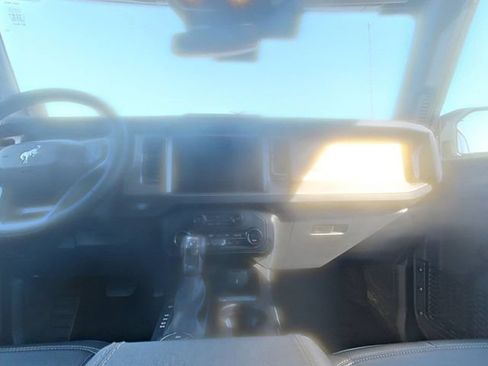 Used 2025 Ford Bronco Outer Banks AWD/4WD image 26