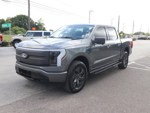Used 2024 Ford F150 Lightning Flash AWD/4WD image 5