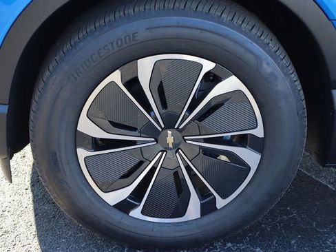 New 2025 Chevrolet Blazer EV LT image 11