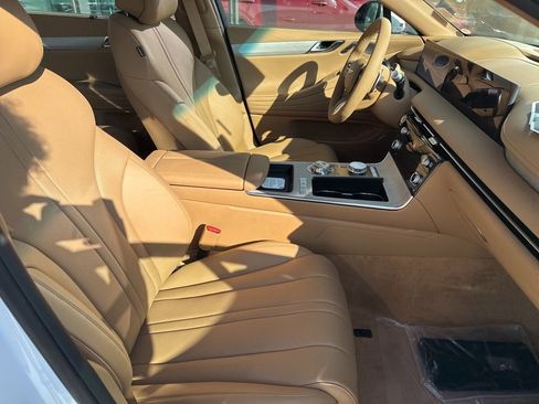 New 2026 Genesis G80 2.5T Advanced image 9