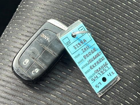 Used 2011 Dodge Journey Express image 35