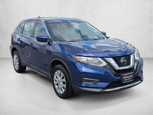 Used 2020 Nissan Rogue S AWD/4WD image 3