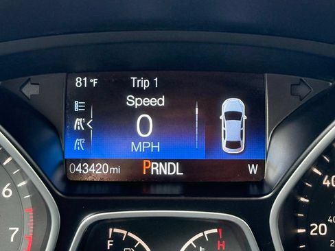Used 2016 Ford Focus SE w/ Reverse Sensing Package FWD image 29