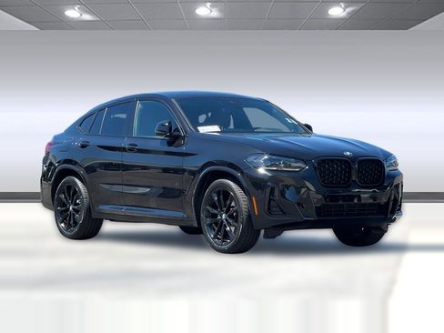 Used 2023 BMW X4 xDrive30i w/ M Sport Package AWD/4WD image 7