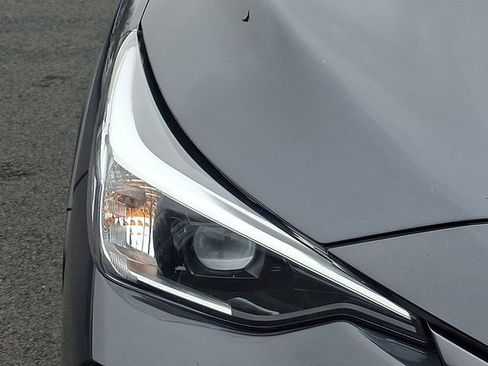 Certified 2024 Subaru Crosstrek 2.0i Premium AWD/4WD image 10