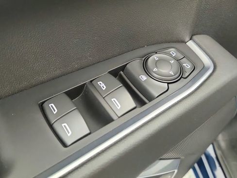 Used 2022 Chevrolet Silverado 1500 LT image 31