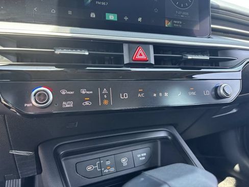 Used 2026 Kia K5 LXS FWD image 24