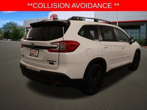 Used 2024 Subaru Ascent Onyx Edition image 4