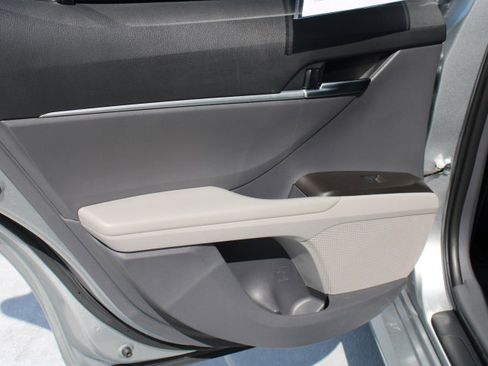 Certified 2023 Toyota Camry LE image 13