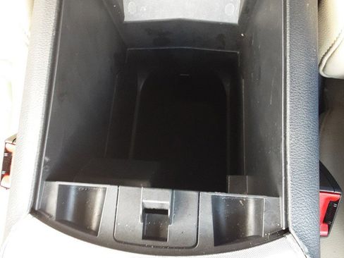 Used 2022 Ford Edge SEL image 25