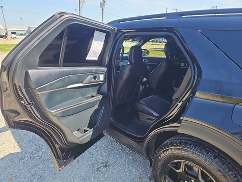 Used 2026 Ford Explorer Tremor w/ Tremor Ultimate Package AWD/4WD image 14