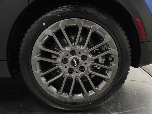 Used 2025 MINI Cooper S FWD image 8