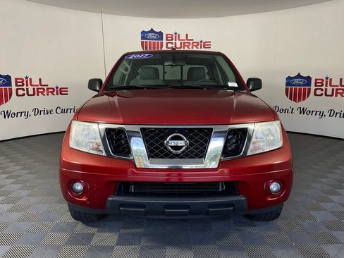 Used 2017 Nissan Frontier SV w/ SV Value Truck Package RWD image 8