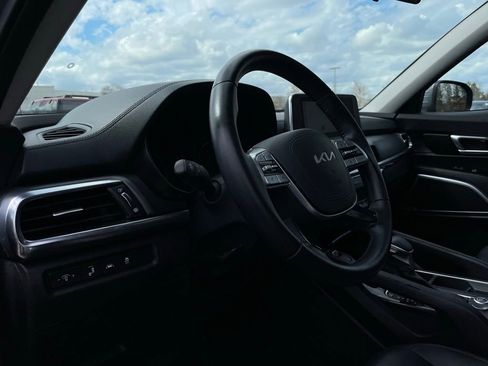 Used 2022 Kia Telluride S image 27