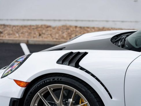 Used 2018 Porsche 911 GT2 RS RWD image 17