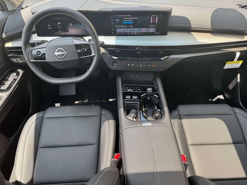 Used 2025 Nissan Murano SL w/ Cargo Package AWD/4WD image 12