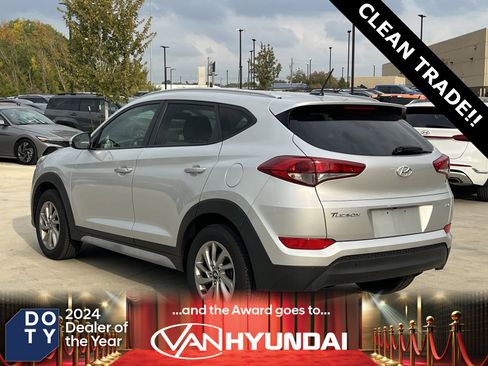 Used 2017 Hyundai Tucson SE image 10