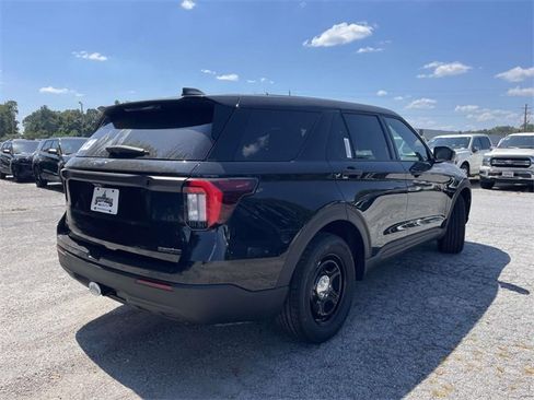 New 2025 Ford Explorer 4WD Police Interceptor image 3