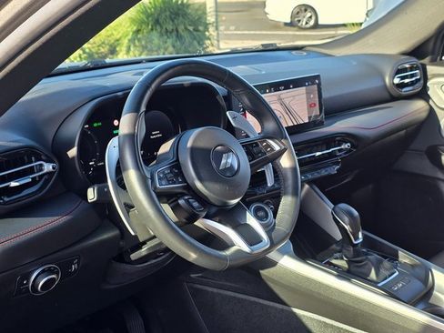 Used 2024 Dodge Hornet R/T Plus w/ Tech Pack Plus w/o Parking image 13