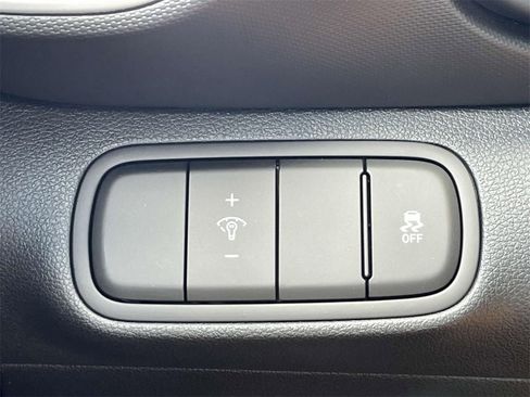 New 2026 Hyundai Venue SEL image 18