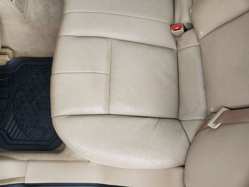 Used 2005 Cadillac STS image 24