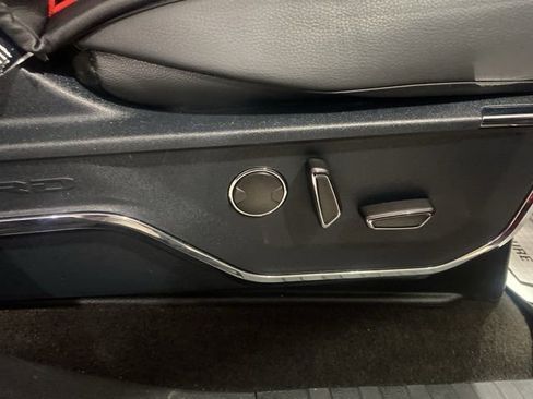 Used 2021 Ford F150 Lariat w/ Equipment Group 502A High image 13