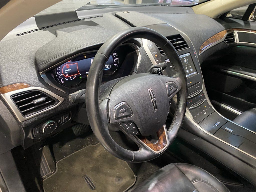 Used 2016 Lincoln MKZ AWD w/ Equipment Group 200A Select image 3