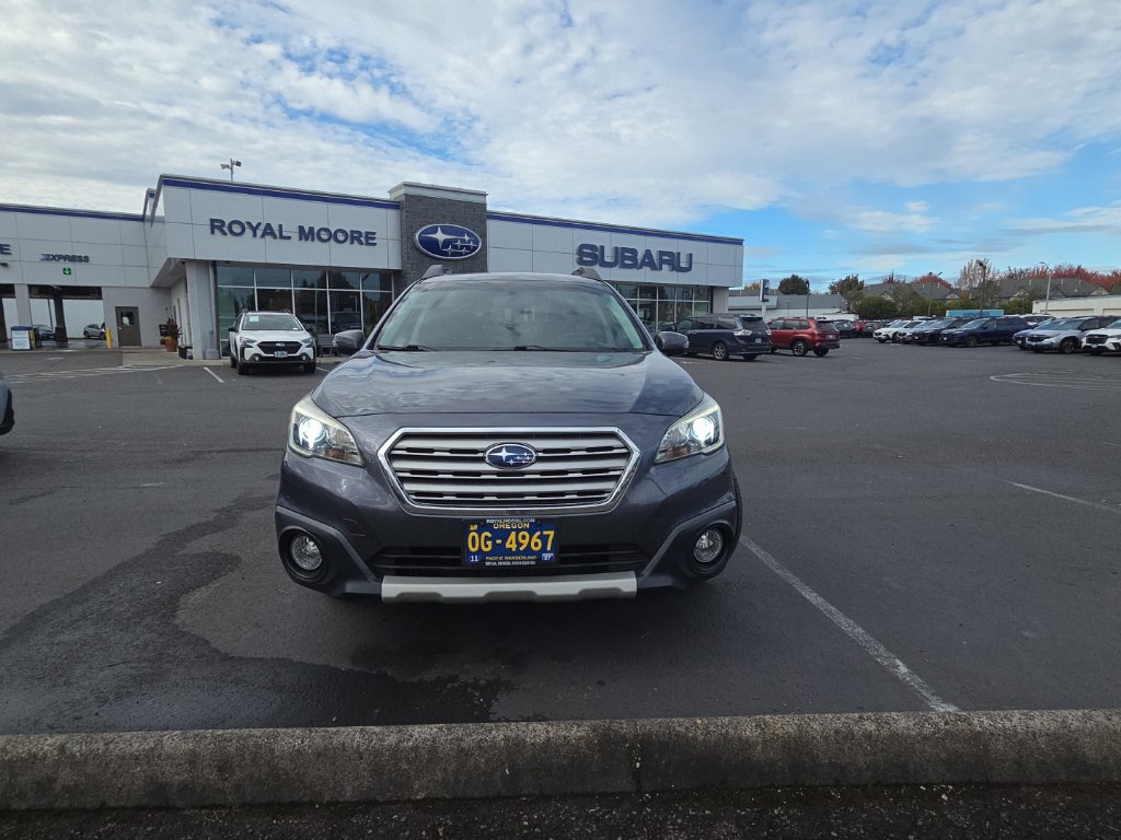 Used 2016 Subaru Outback 2.5i Limited AWD/4WD image 8