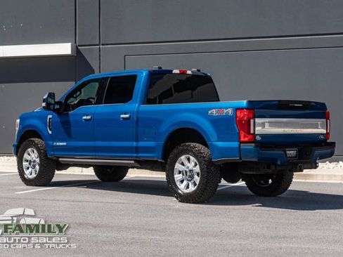 Used 2022 Ford F250 Platinum AWD/4WD image 7