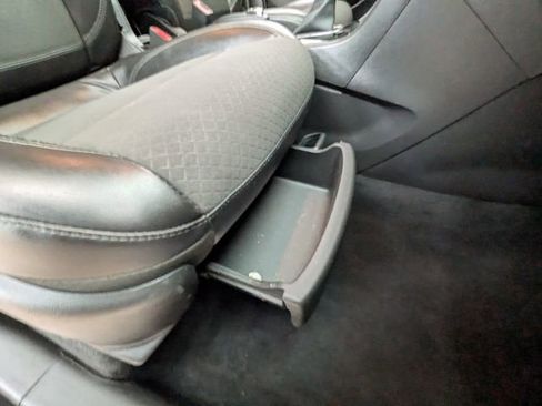 Used 2020 Buick Encore Preferred image 19