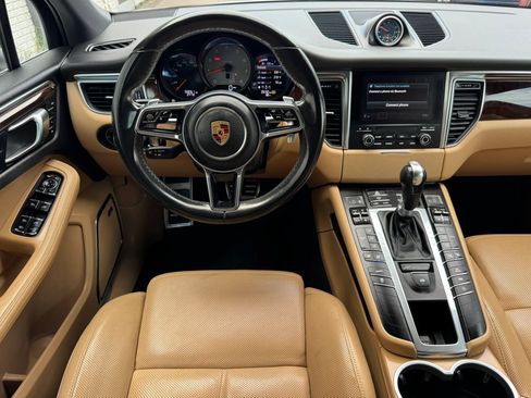 Used 2017 Porsche Macan S AWD/4WD image 32