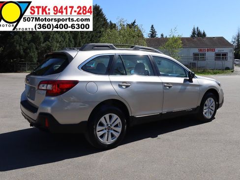 Used 2019 Subaru Outback 2.5i AWD/4WD image 7