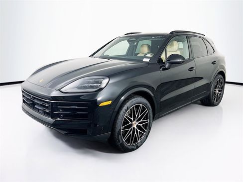 New 2026 Porsche Cayenne Base image 1
