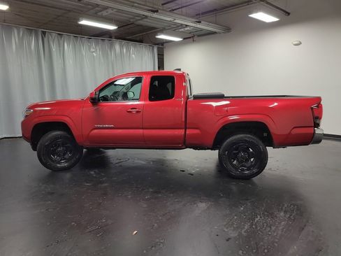 Used 2023 Toyota Tacoma SR5 image 5