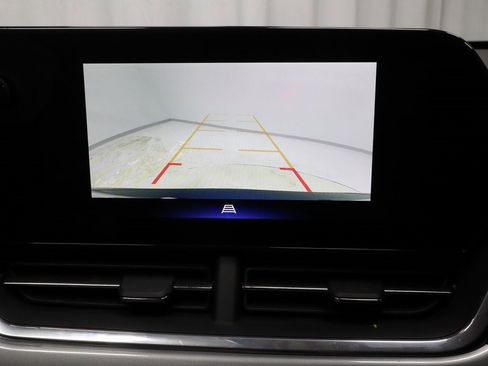 Used 2024 Chevrolet Trax LT image 3