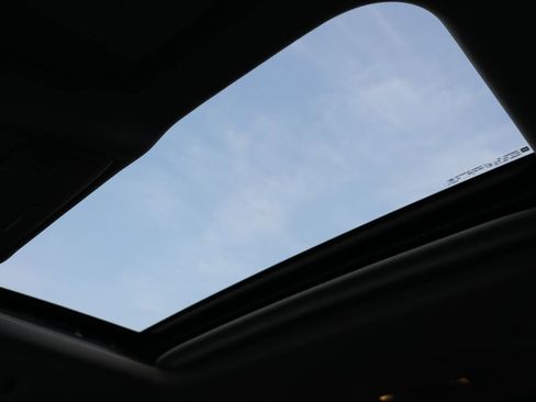 Used 2015 GMC Sierra 1500 SLT image 16