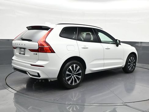 Certified 2024 Volvo XC60 B5 Core AWD/4WD image 5