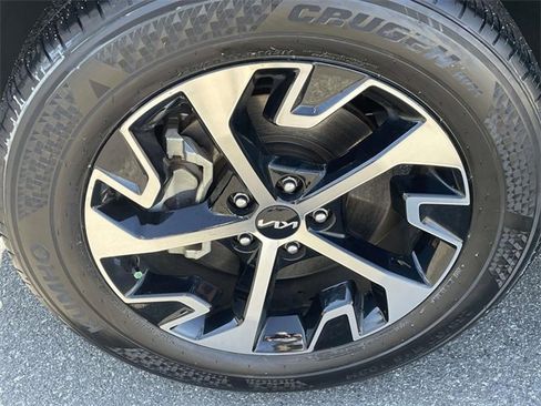 Used 2023 Kia Sportage EX image 15