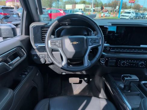 Used 2024 Chevrolet Silverado 1500 LTZ w/ LTZ Convenience Package II image 2