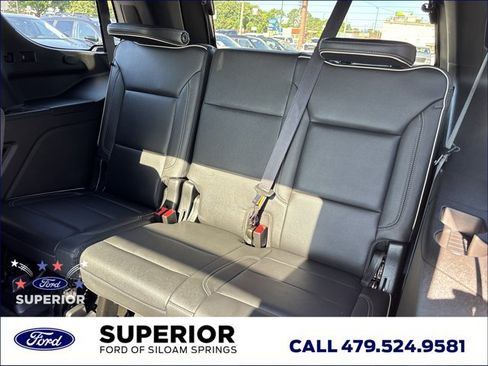 Used 2023 GMC Yukon SLT AWD/4WD image 19