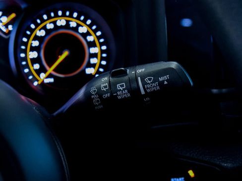 Used 2024 Jeep Wrangler Unlimited Sport AWD/4WD image 25
