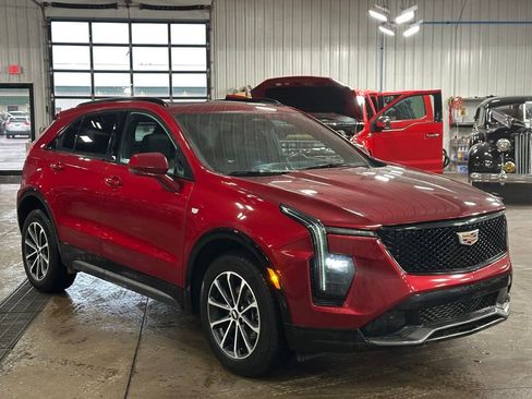 Used 2024 Cadillac XT4 Sport image 7