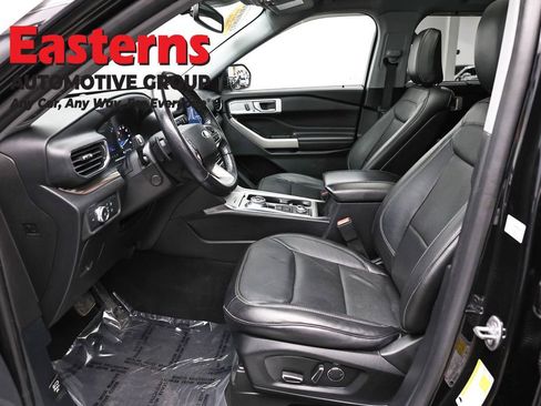 Used 2020 Ford Explorer Limited w/ Class III Trailer Tow Package AWD/4WD image 14