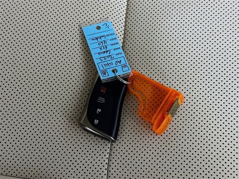 Used 2023 Lexus GX 460 Premium image 38